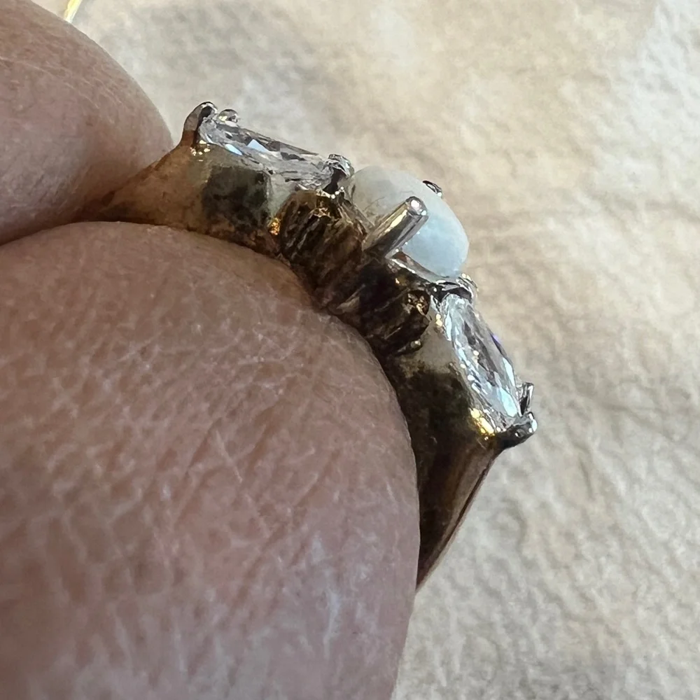 925 gold plated opal and diamond-like crystals ring, size 7.5